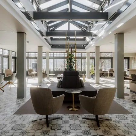 Auerhahn Hotel 4*
